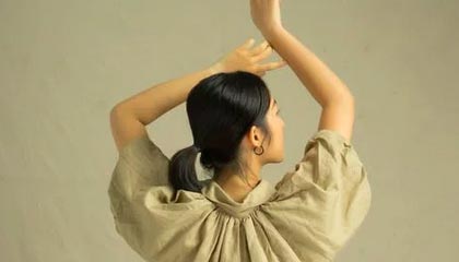 APP下载-AG入侵野区，大帅苏烈控制拉满，小轩阵亡